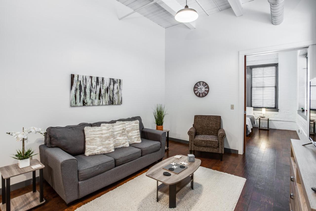 شقة Ny Style Centric Loft With King Bed By Park Ave روتشستر المظهر الخارجي الصورة