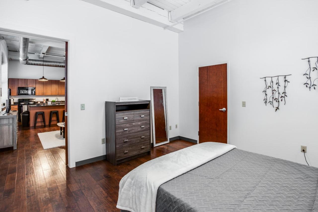 شقة Ny Style Centric Loft With King Bed By Park Ave روتشستر المظهر الخارجي الصورة