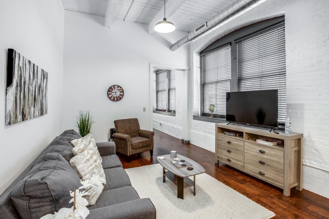 شقة Ny Style Centric Loft With King Bed By Park Ave روتشستر المظهر الخارجي الصورة